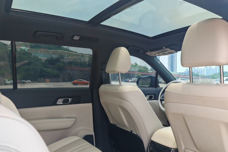Used Li Auto ONE 2020 Extended-Range 6-Seater Version Interior 9