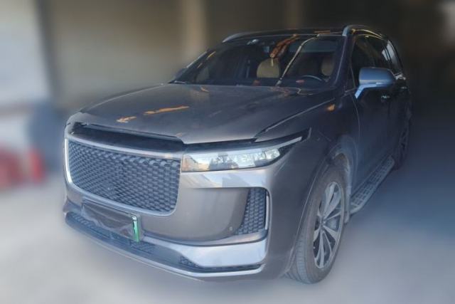 Ojetý Li Auto ONE 2020 Extended-Range 6-Seater Version