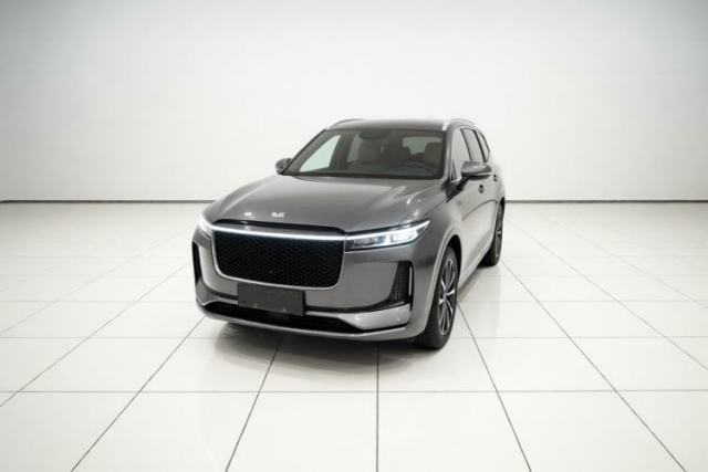 Ojetý Li Auto ONE 2020 Extended-Range 6-Seater Version