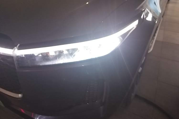 Used Li Auto ONE 2020 Extended-Range 6-Seater Version Left Front Headlight