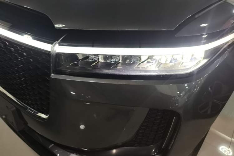 Used Li Auto ONE 2020 Extended-Range 6-Seater Version Left Front Headlight