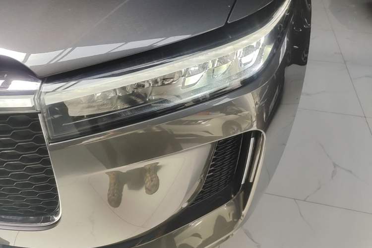 Used Li Auto ONE 2020 Range-Extended 7-Seater Version Left Front Headlight