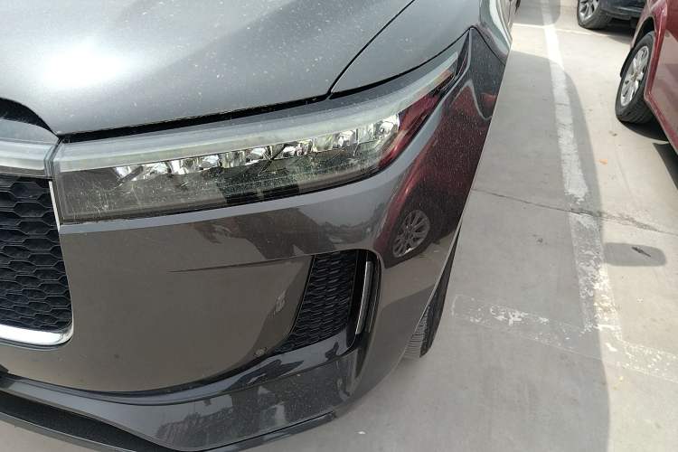 Used Li Auto ONE 2020 Extended-Range 6-Seater Version Left Front Headlight