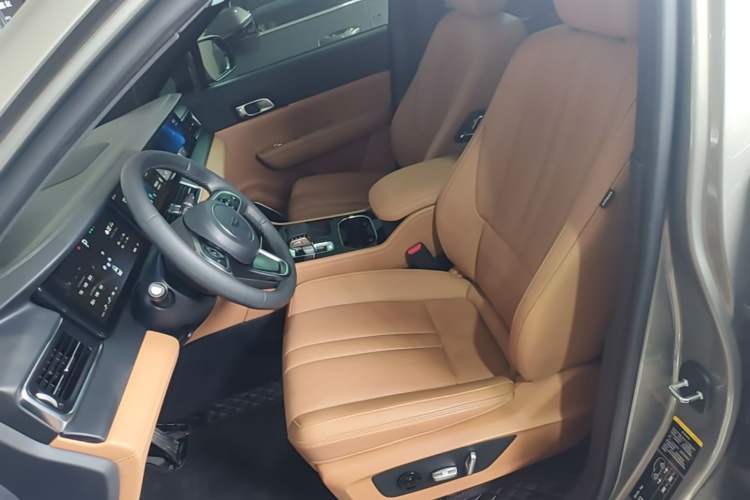 Used Li Auto ONE 2020 Extended-Range 6-Seater Version Left Front Seat