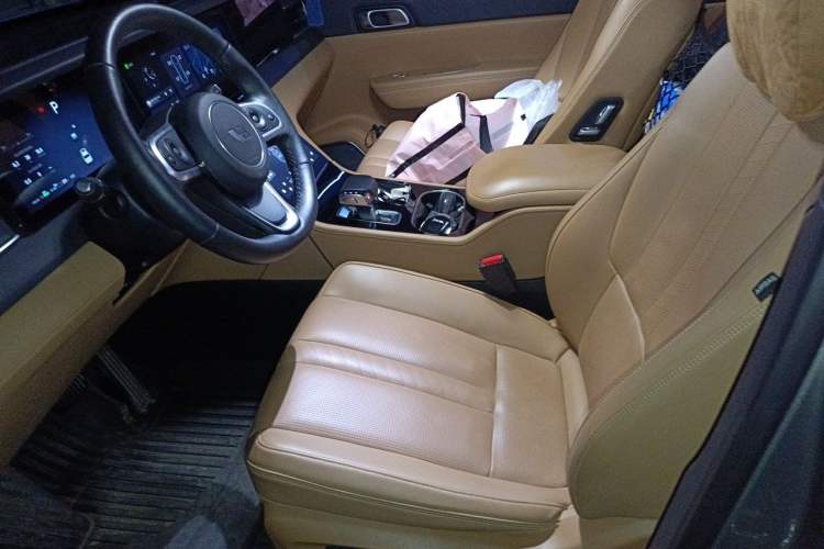 Used Li Auto ONE 2020 Extended-Range 6-Seater Version Left Front Seat