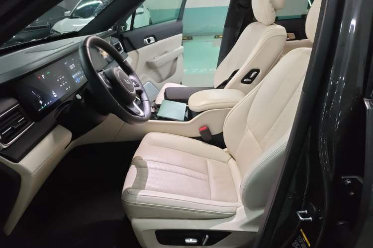 Used Li Auto ONE 2020 Extended-Range 6-Seater Version Left Front Seat