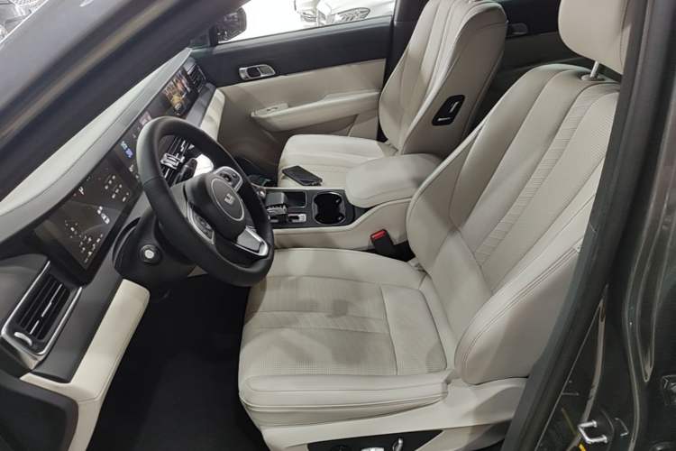 Used Li Auto ONE 2020 Extended-Range 6-Seater Version Left Front Seat