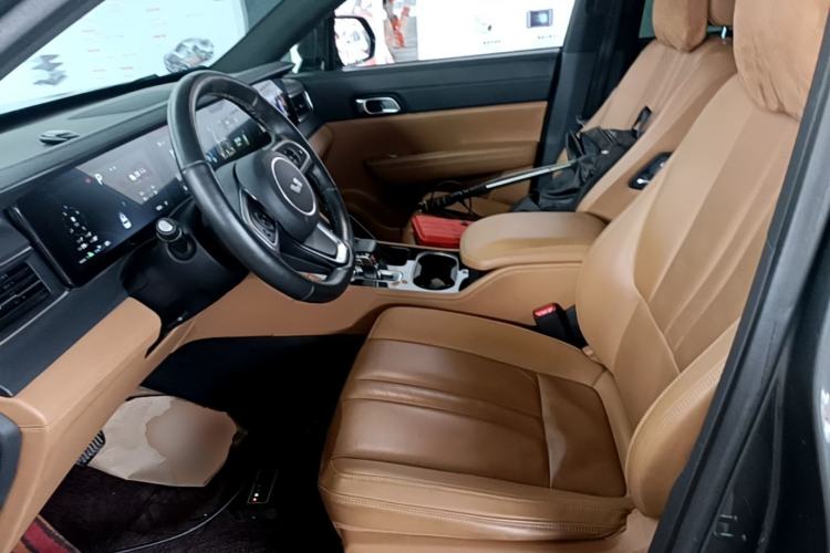 Used Li Auto ONE 2020 Extended-Range 6-Seater Version Left Front Seat