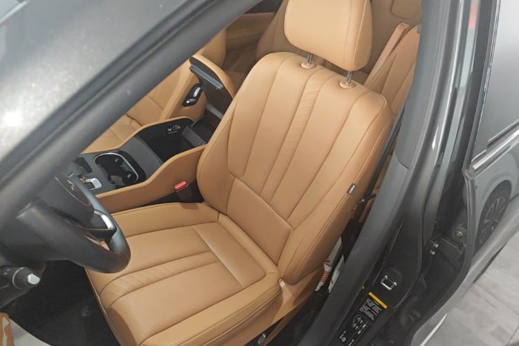 Used Li Auto ONE 2020 Extended-Range 6-Seater Version Left Front Seat