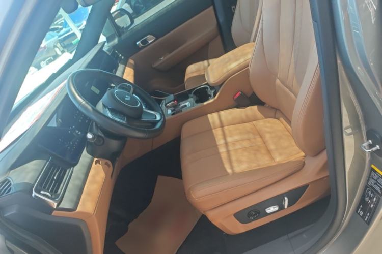 Used Li Auto ONE 2020 Extended-Range 6-Seater Version Left Front Seat