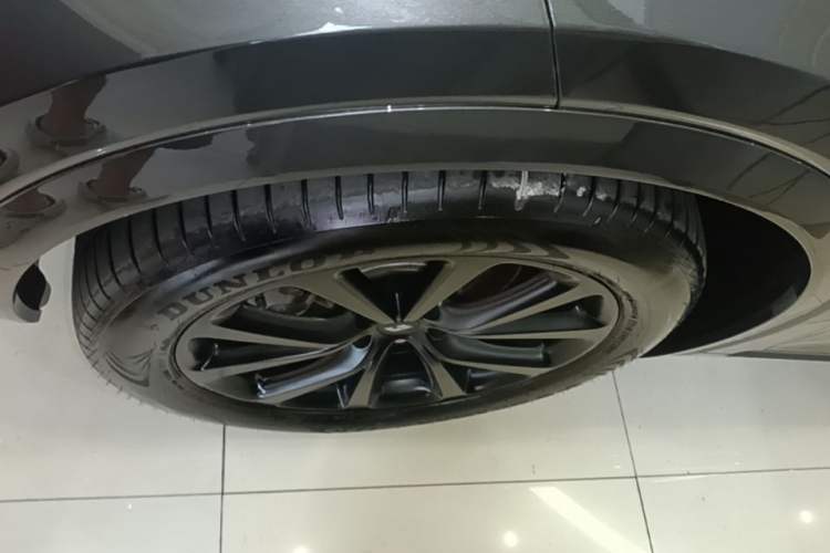 Used Li Auto ONE 2020 Extended-Range 6-Seater Version Left Front Wheel Hub