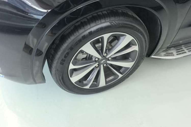 Used Li Auto ONE 2020 Extended-Range 6-Seater Version Left Front Wheel Hub