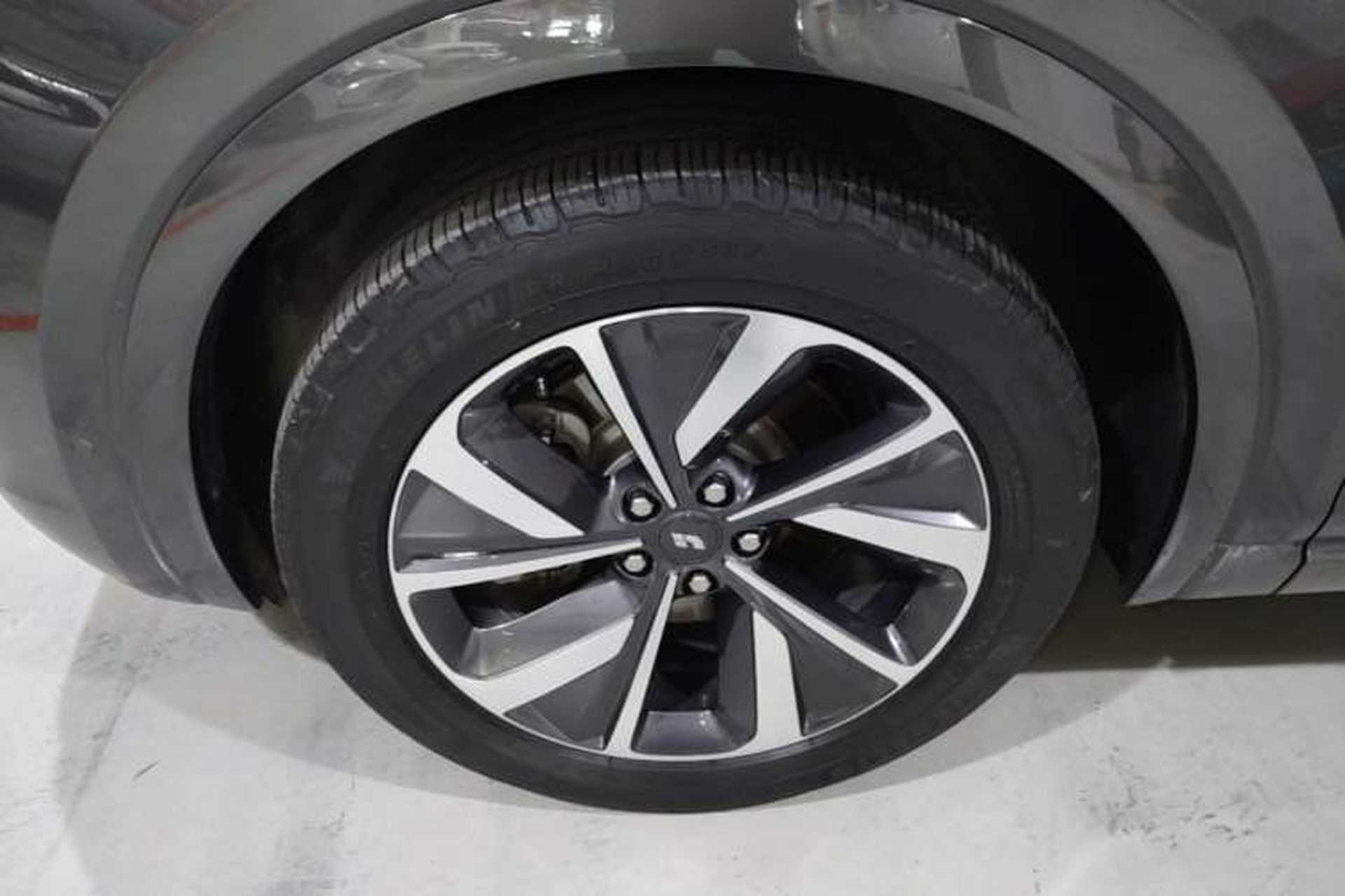 Used Li Auto ONE 2020 Extended-Range 6-Seater Version Left Front Wheel Hub