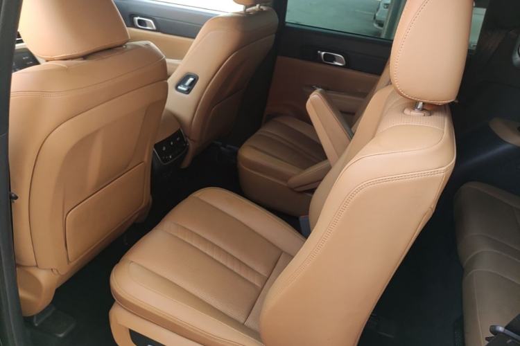 Used Li Auto ONE 2020 Extended-Range 6-Seater Version Left Rear Seat
