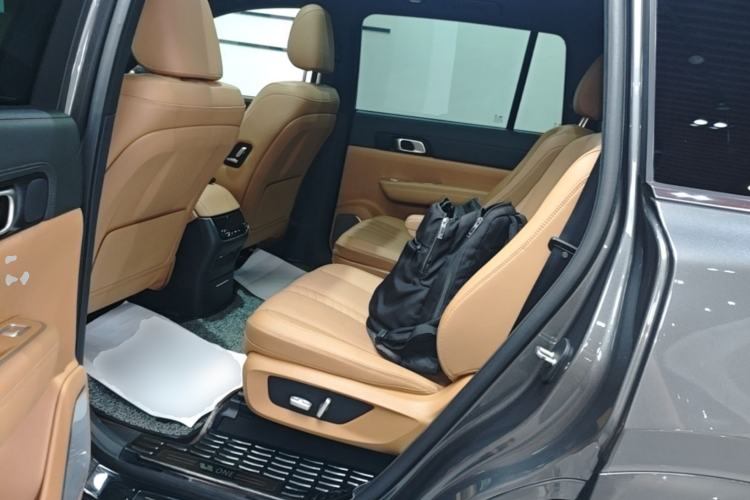 Used Li Auto ONE 2020 Extended-Range 6-Seater Version Left Rear Seat