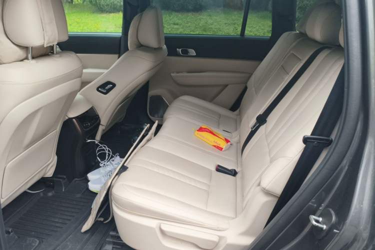 Used Li Auto ONE 2020 Range-Extended 7-Seater Version Left Rear Seat