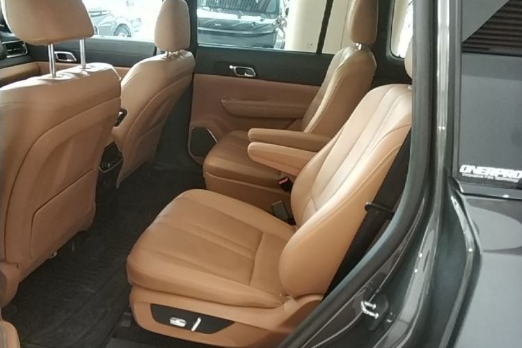 Used Li Auto ONE 2020 Extended-Range 6-Seater Version Left Rear Seat