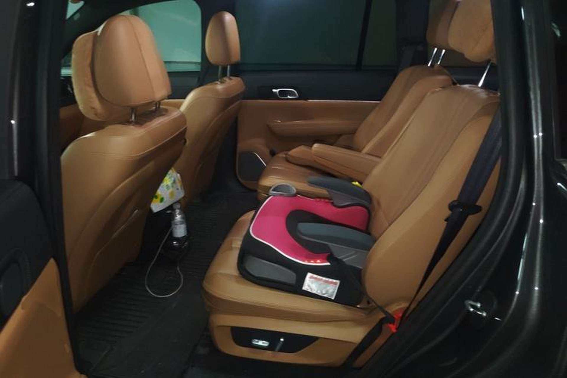 Used Li Auto ONE 2020 Extended-Range 6-Seater Version Left Rear Seat
