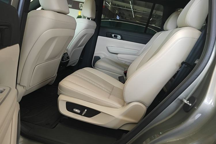 Used Li Auto ONE 2020 Extended-Range 6-Seater Version Left Rear Seat
