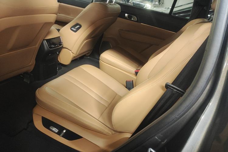 Used Li Auto ONE 2020 Extended-Range 6-Seater Version Left Rear Seat