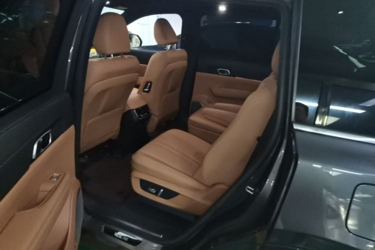 Used Li Auto ONE 2020 Extended-Range 6-Seater Version Left Rear Seat