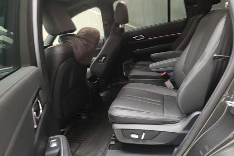 Used Li Auto ONE 2020 Extended-Range 6-Seater Version Left Rear Seat