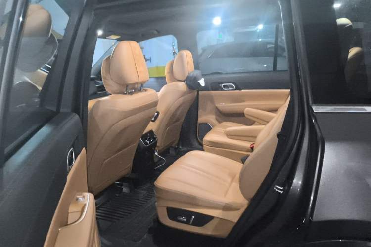 Used Li Auto ONE 2020 Extended-Range 6-Seater Version Left Rear Seat