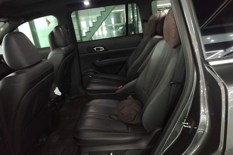 Used Li Auto ONE 2020 Extended-Range 6-Seater Version Left Rear Seat