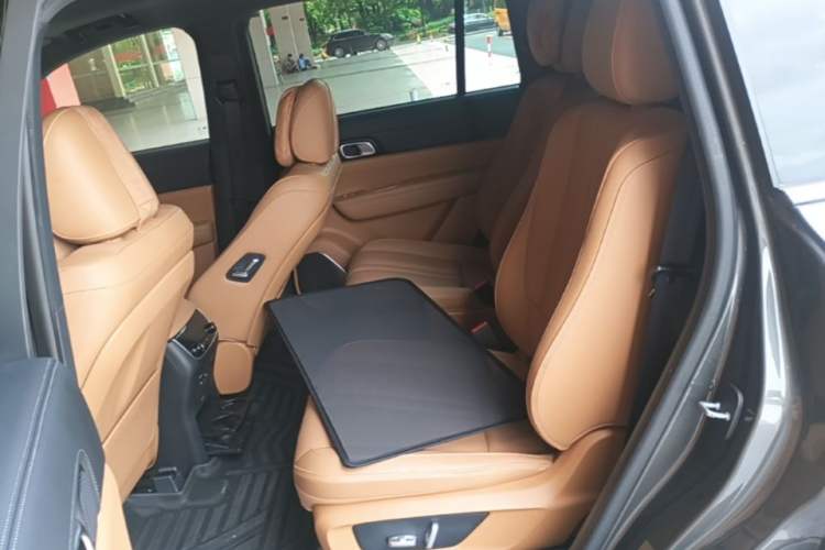 Used Li Auto ONE 2020 Extended-Range 6-Seater Version Left Rear Seat