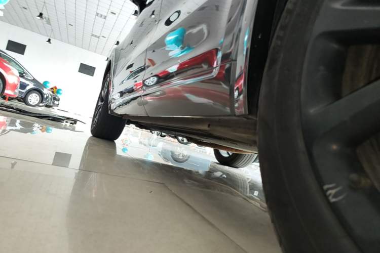Used Li Auto ONE 2020 Extended-Range 6-Seater Version Left Side Sill