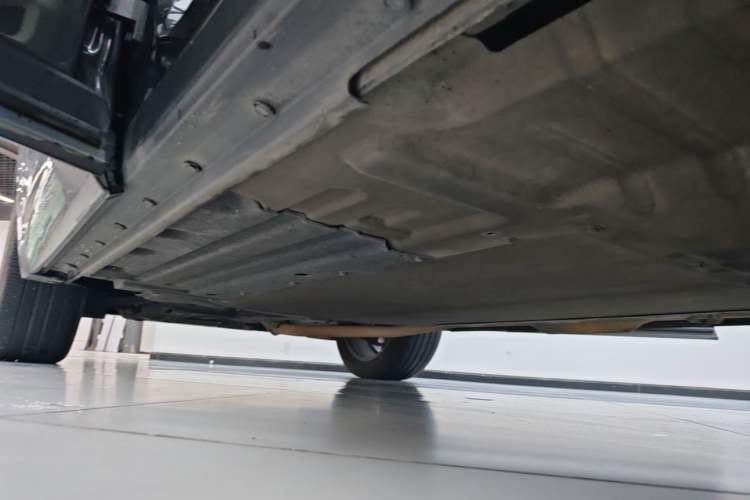 Used Li Auto ONE 2020 Extended-Range 6-Seater Version Left Side Sill