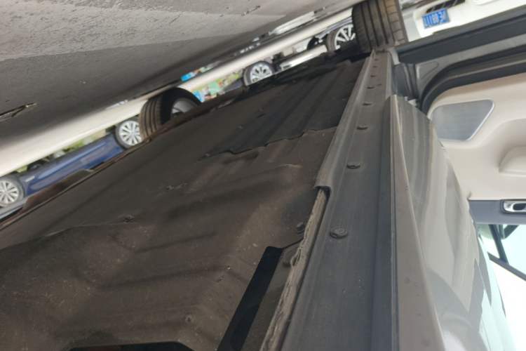 Used Li Auto ONE 2020 Extended-Range 6-Seater Version Left Side Sill