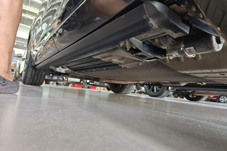Used Li Auto ONE 2020 Extended-Range 6-Seater Version Left Side Sill