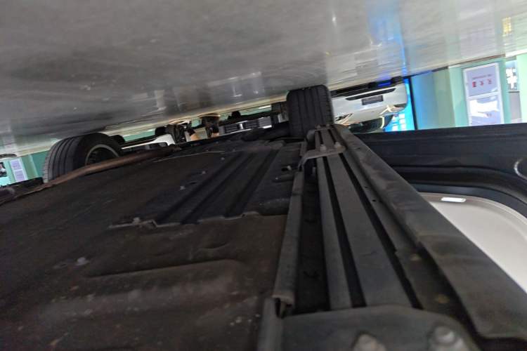 Used Li Auto ONE 2020 Extended-Range 6-Seater Version Left Side Sill