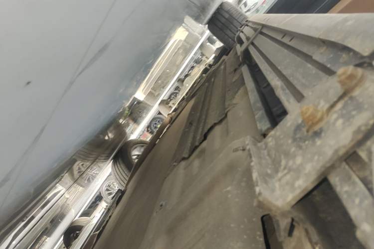 Used Li Auto ONE 2020 Range-Extended 7-Seater Version Left Side Sill