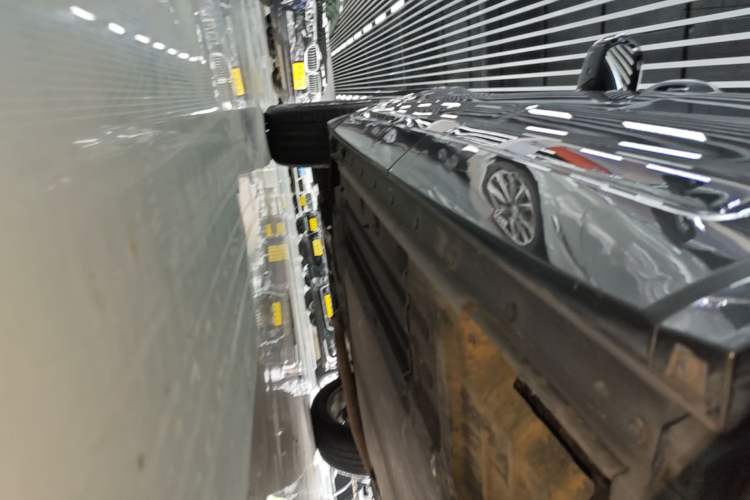 Used Li Auto ONE 2020 Extended-Range 6-Seater Version Left Side Sill