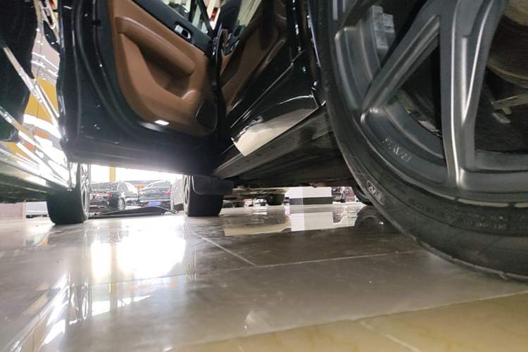 Used Li Auto ONE 2020 Extended-Range 6-Seater Version Left Side Sill
