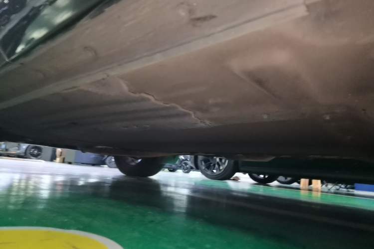 Used Li Auto ONE 2020 Extended-Range 6-Seater Version Left Side Sill