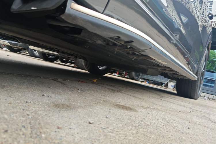 Used Li Auto ONE 2020 Extended-Range 6-Seater Version Left Side Sill