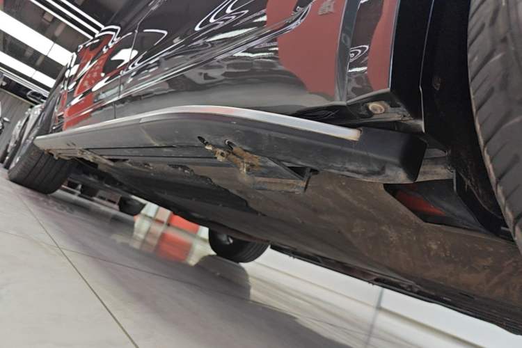 Used Li Auto ONE 2020 Extended-Range 6-Seater Version Left Side Sill
