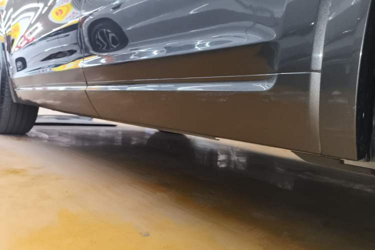 Used Li Auto ONE 2020 Extended-Range 6-Seater Version Left Side Sill