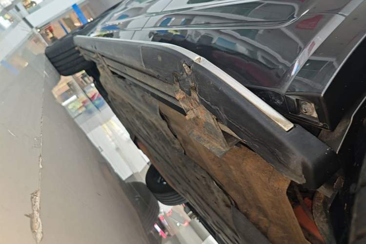 Used Li Auto ONE 2020 Extended-Range 6-Seater Version Left Side Sill