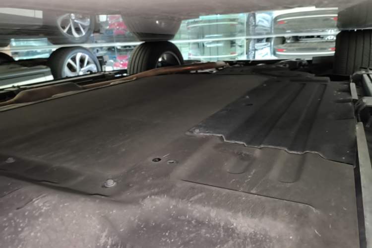 Used Li Auto ONE 2020 Extended-Range 6-Seater Version Left Side Sill