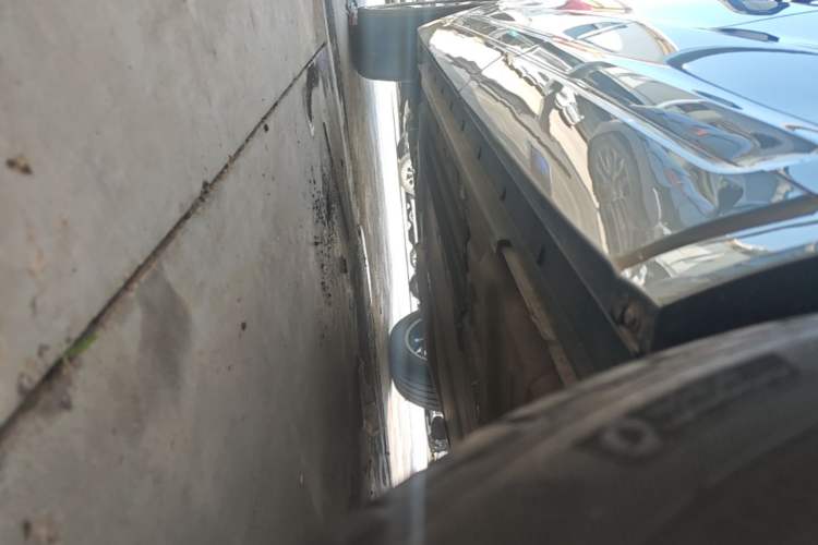 Used Li Auto ONE 2020 Extended-Range 6-Seater Version Left Side Sill