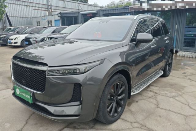 Ojetý Li Auto ONE 2020 Extended-Range 6-Seater Version