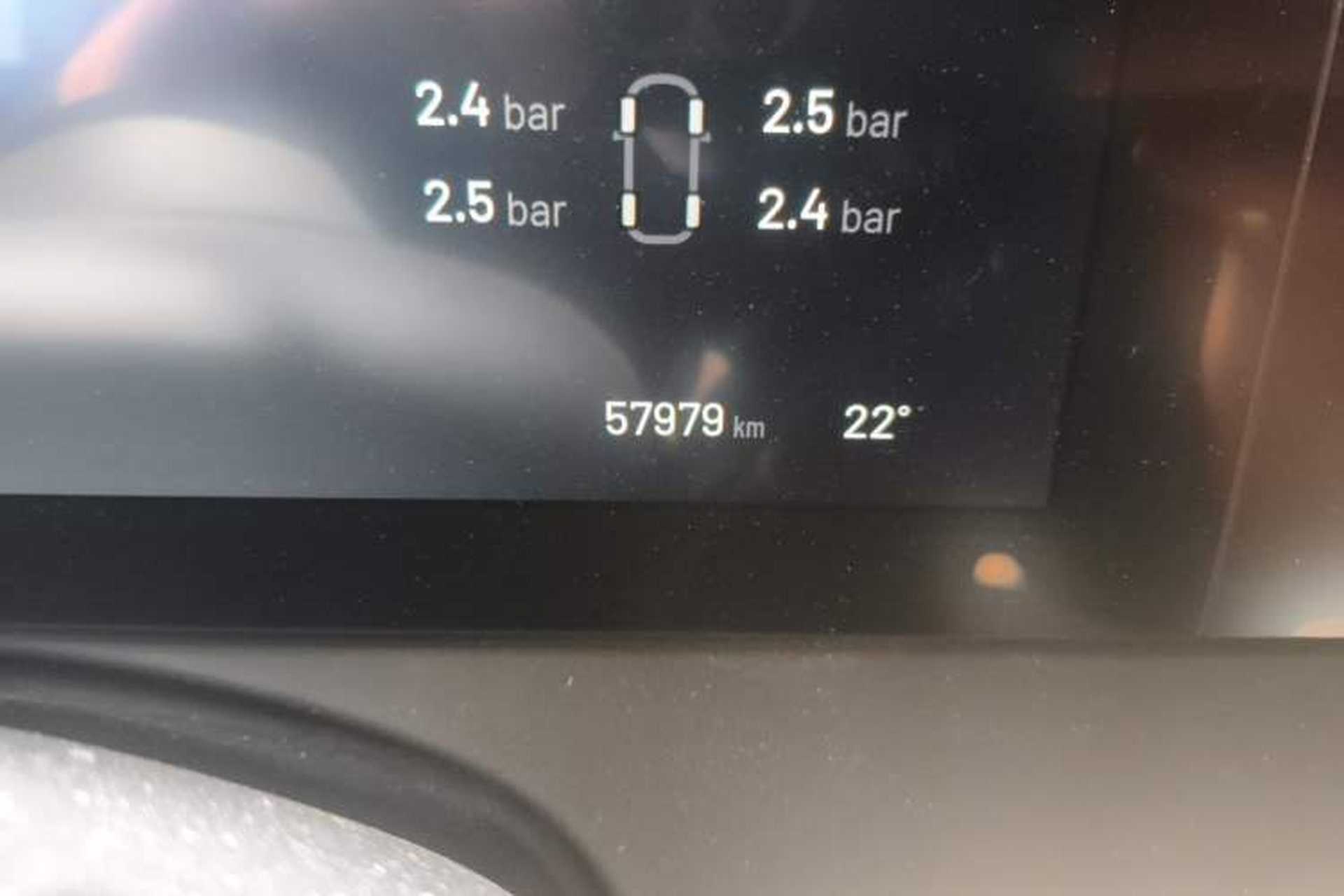 Used Li Auto ONE 2020 Extended-Range 6-Seater Version Odometer Close Up