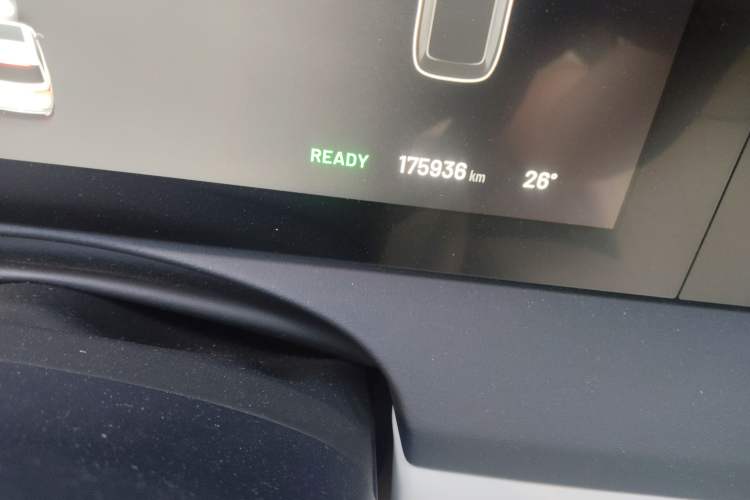 Used Li Auto ONE 2020 Extended-Range 6-Seater Version Odometer Close Up