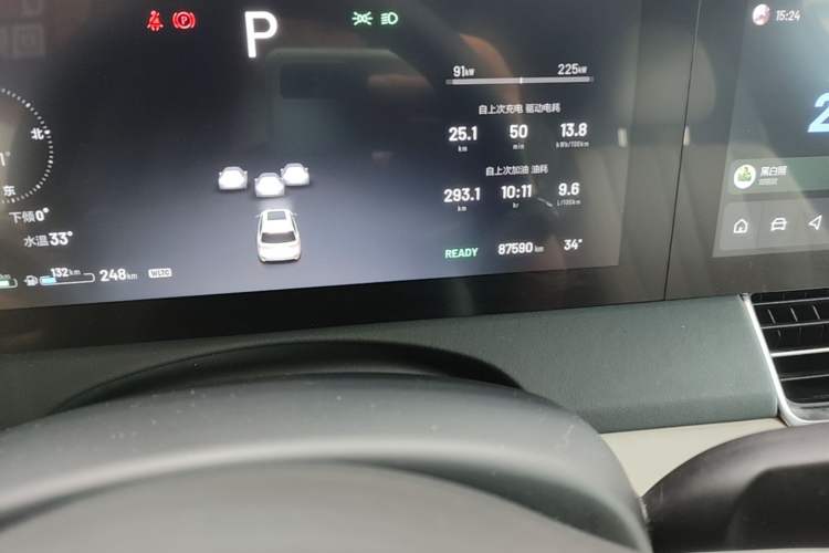 Used Li Auto ONE 2020 Extended-Range 6-Seater Version Odometer Close Up