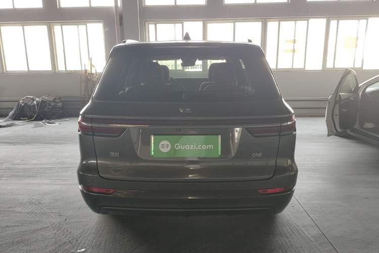 Used Li Auto ONE 2020 Range-Extended 7-Seater Version Rear