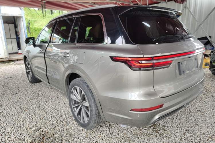 Used Li Auto ONE 2020 Extended-Range 6-Seater Version Rear Left 45 Deg